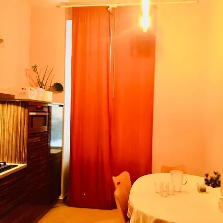 Royal Flat In 2 Square פראג
