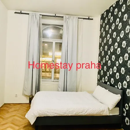 Royal Flat In 2 Square Apartament *
